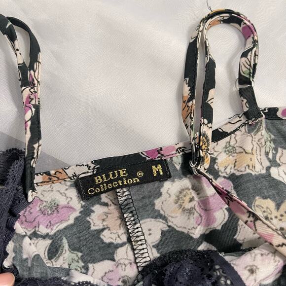 Vintage gray & pink floral lace trimmed rom com midi dress with ruffle hem XS/S - Picture 12 of 12